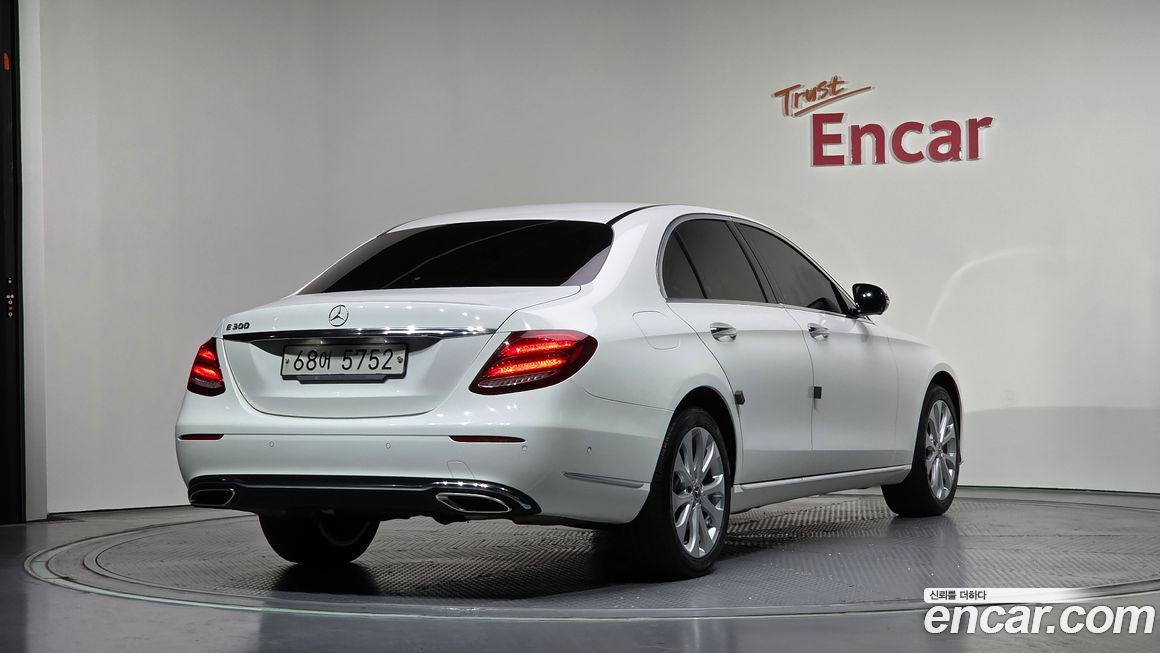 Mercedes-Benz E-Class 2019