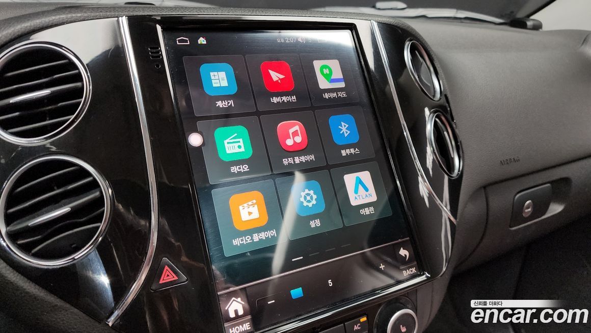 Volkswagen Tiguan 2012