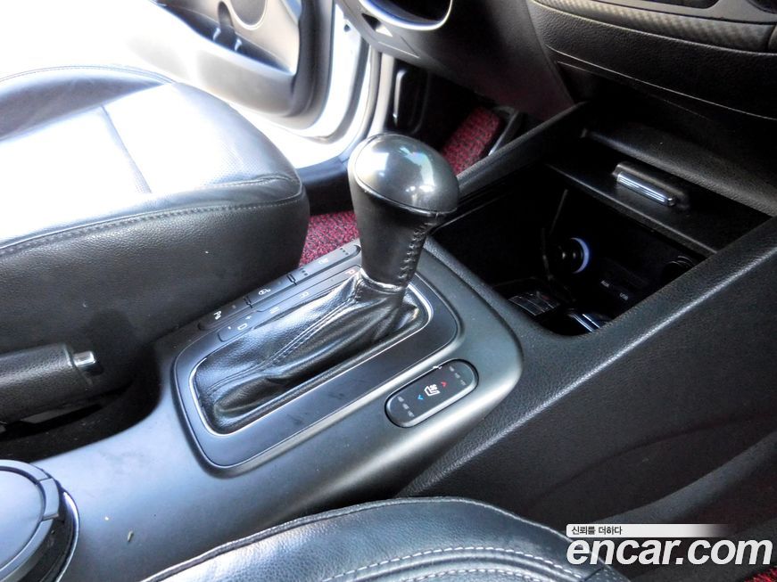 Kia K3 2013