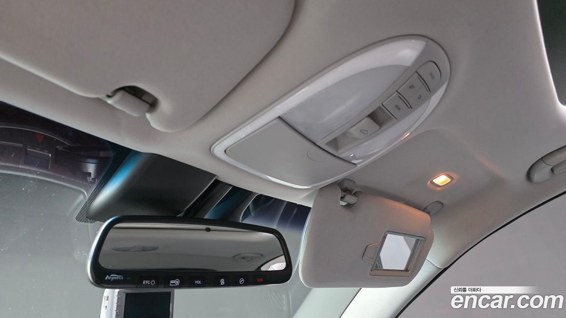 Hyundai Genesis 2013