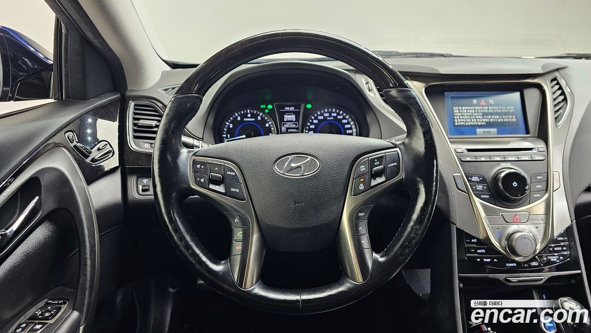 Hyundai Grandeur 2012