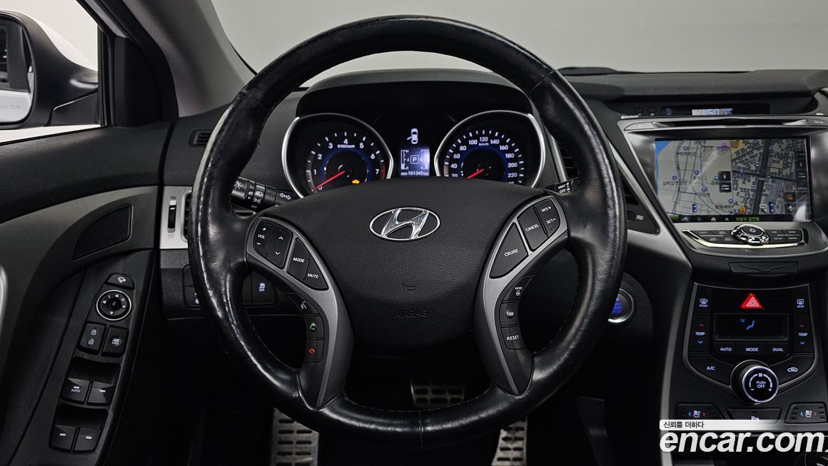 Hyundai AVANTE 2015
