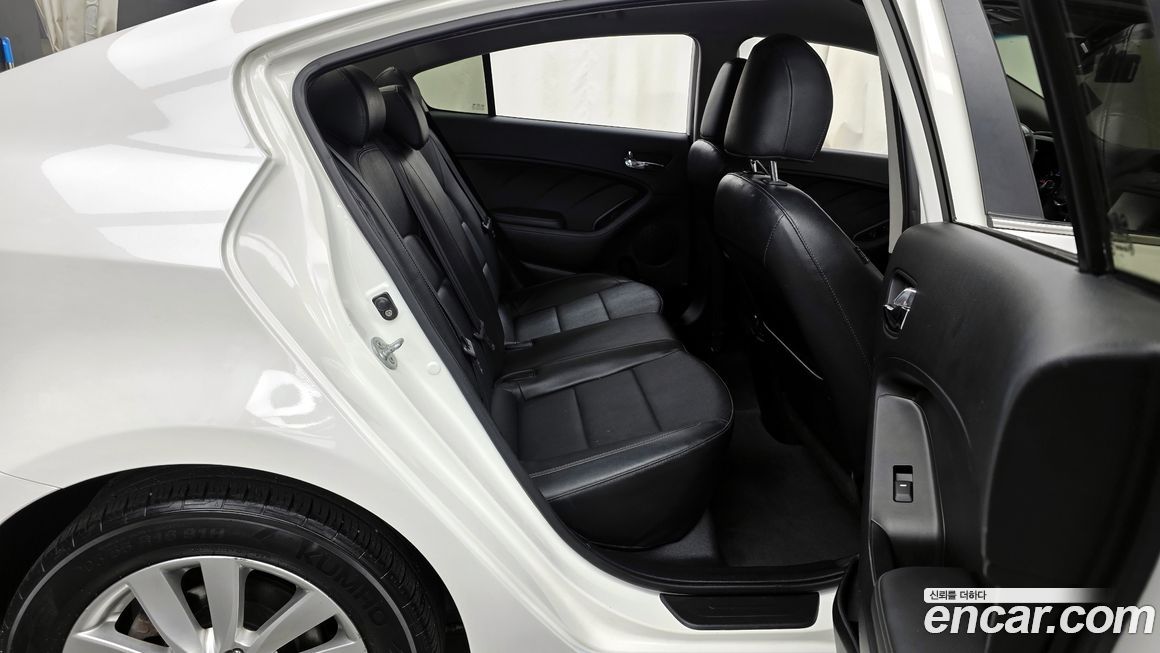Kia K3 2015