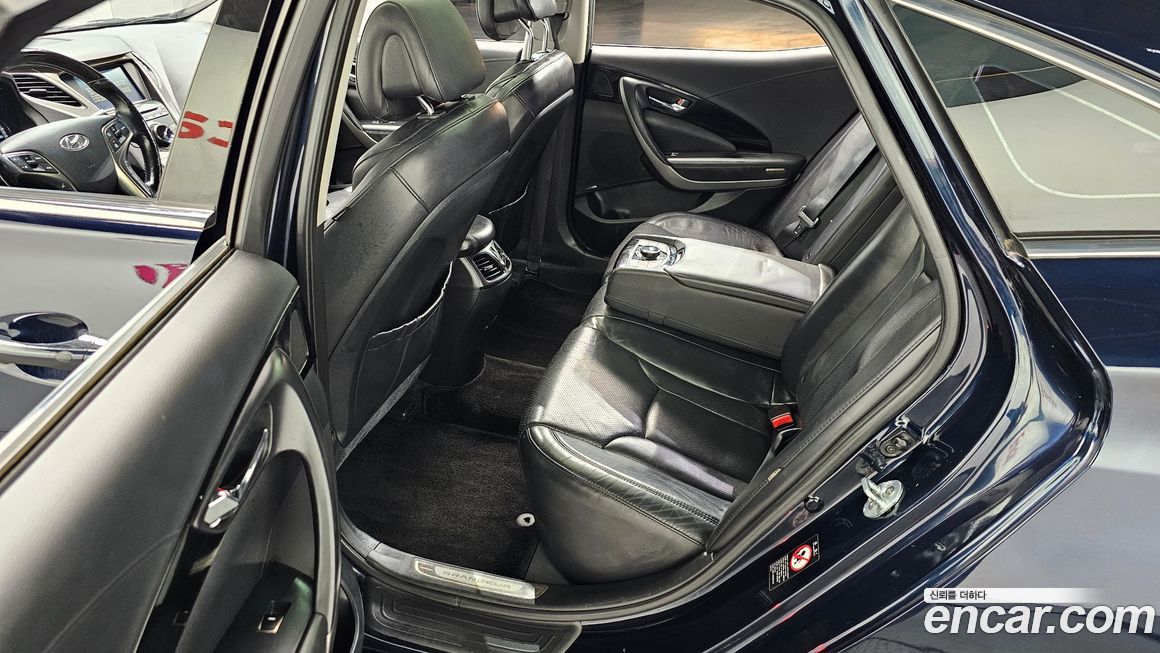 Hyundai Grandeur 2012