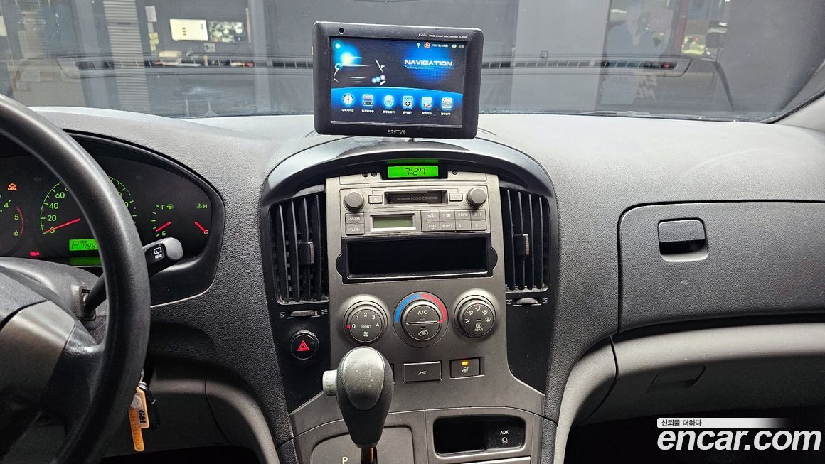 Hyundai Starex 2010