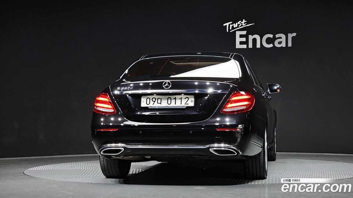 Mercedes-Benz E-Class 2017