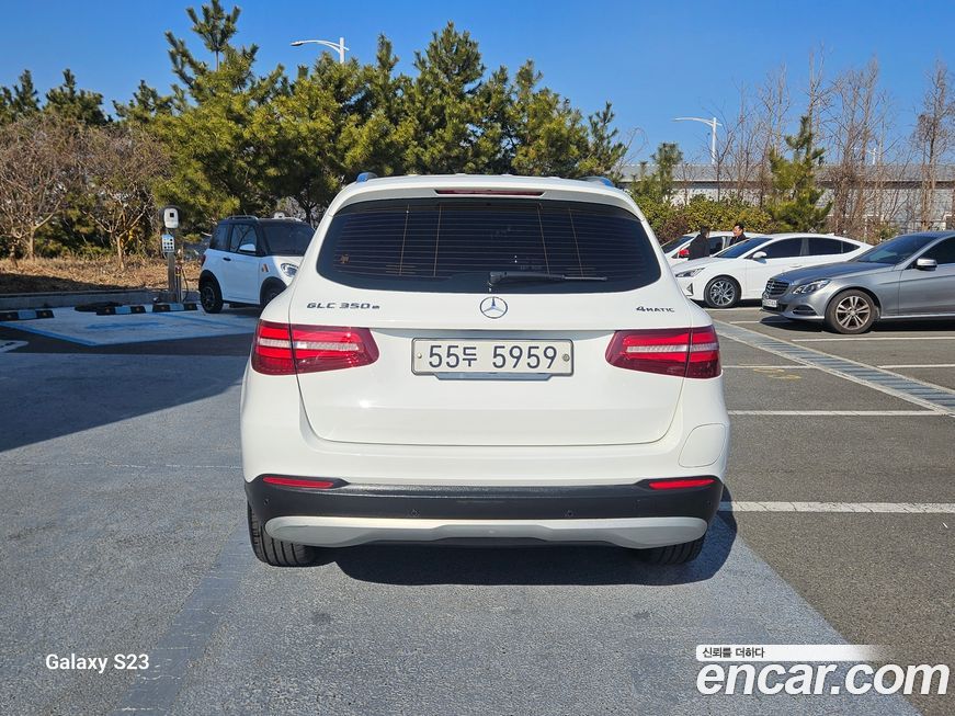 Mercedes-Benz GLC-Class 2019