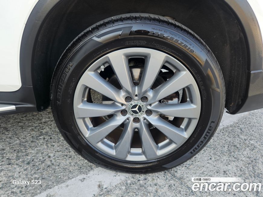 Mercedes-Benz GLC-Class 2019