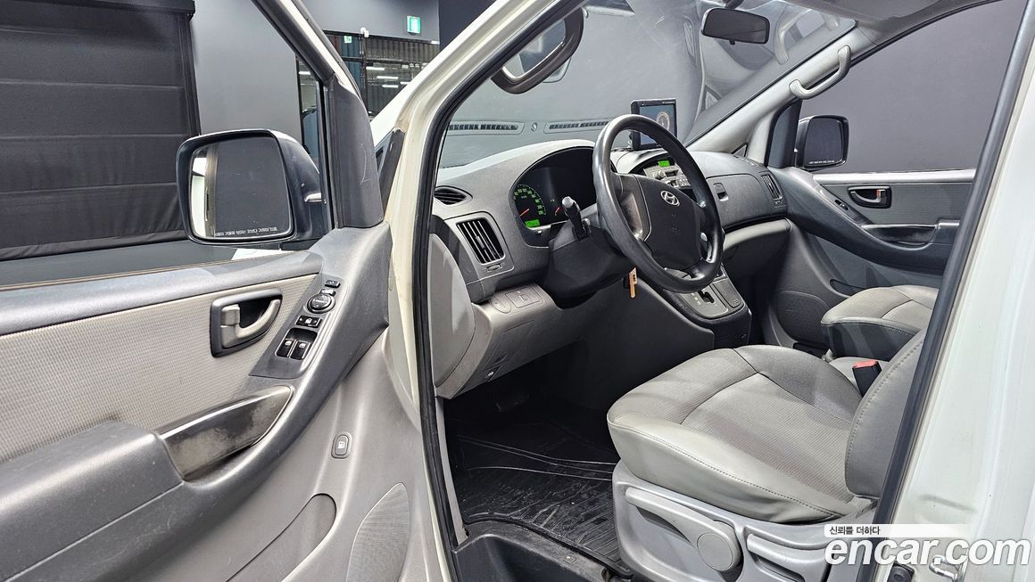 Hyundai Starex 2010