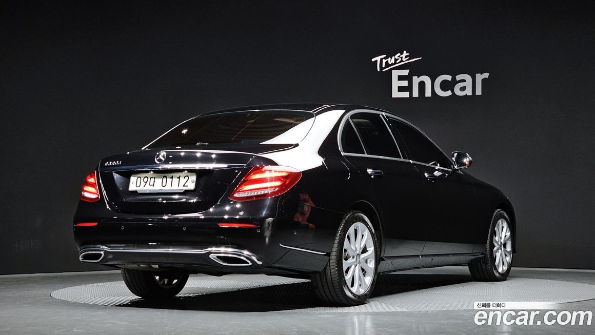 Mercedes-Benz E-Class 2017