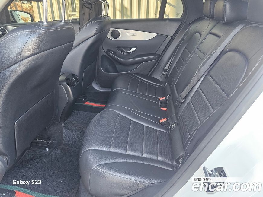 Mercedes-Benz GLC-Class 2019