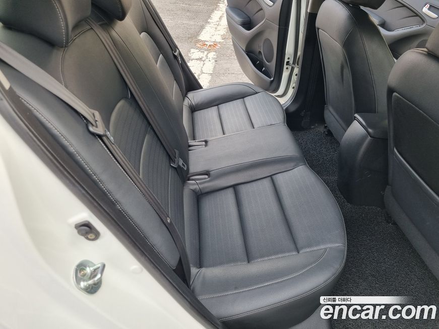 Kia K3 2017