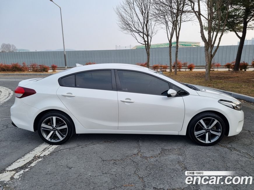 Kia K3 2017