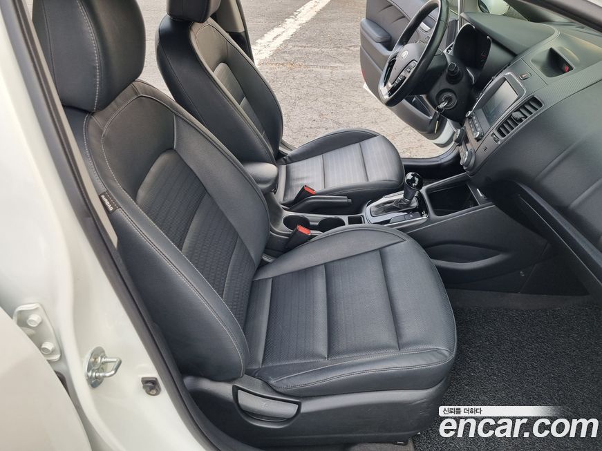 Kia K3 2017