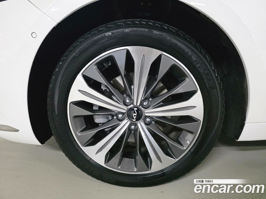 Kia K8 2023
