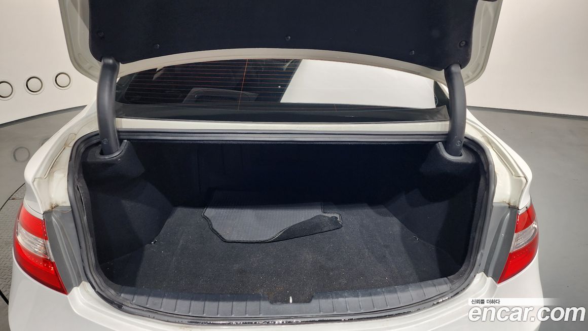 Hyundai Grandeur 2016