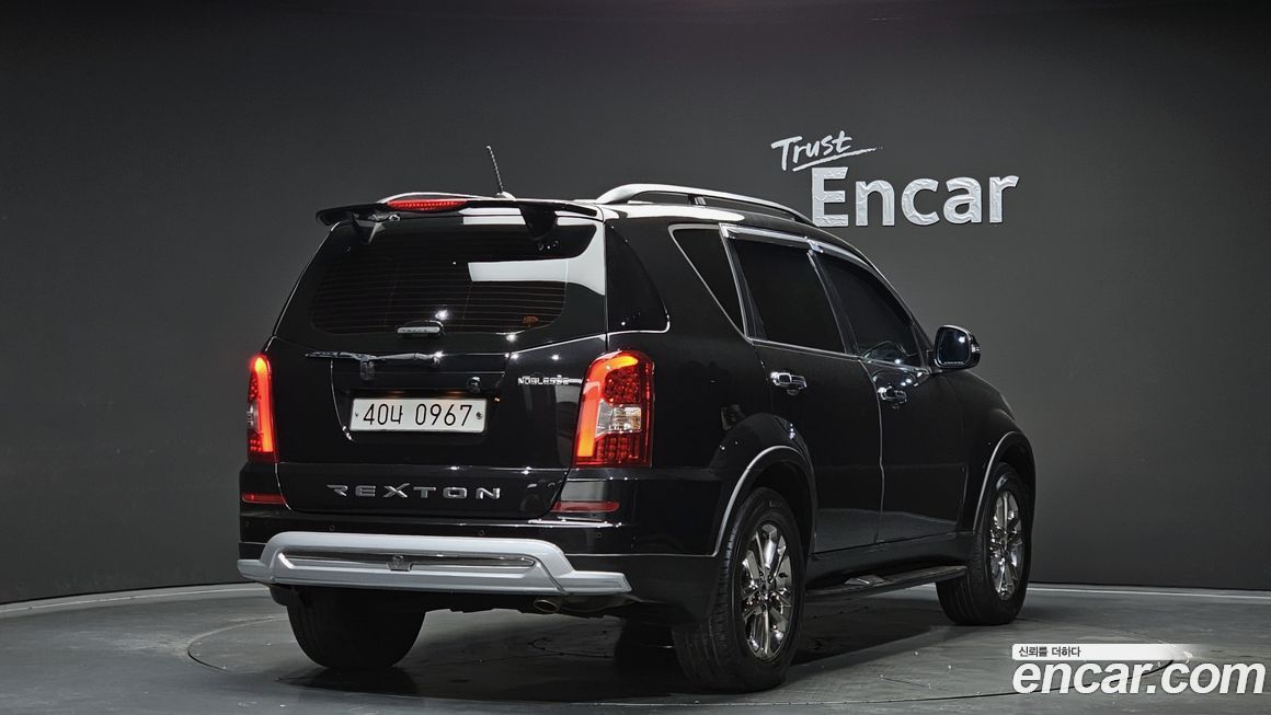 KG_Mobility_Ssangyong Rexton 2015