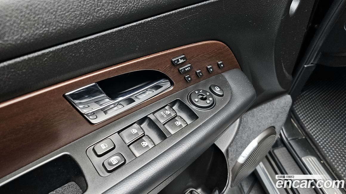 KG_Mobility_Ssangyong Rexton 2015