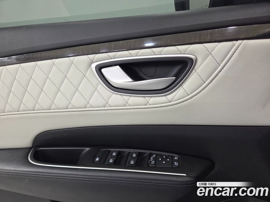 Renault-KoreaSamsung SM6 2016