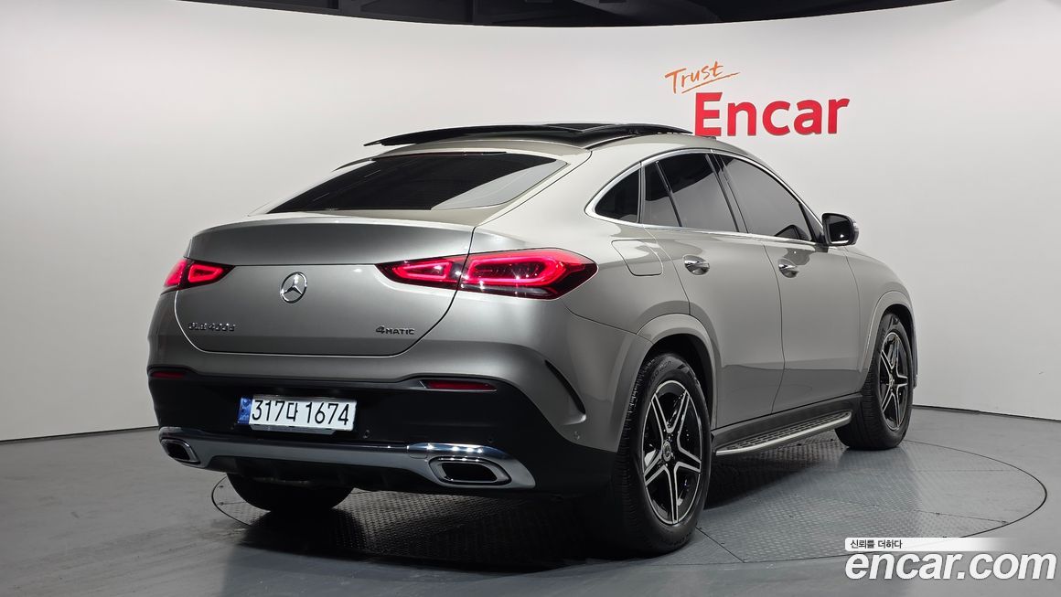 Mercedes-Benz GLE-Class 2021