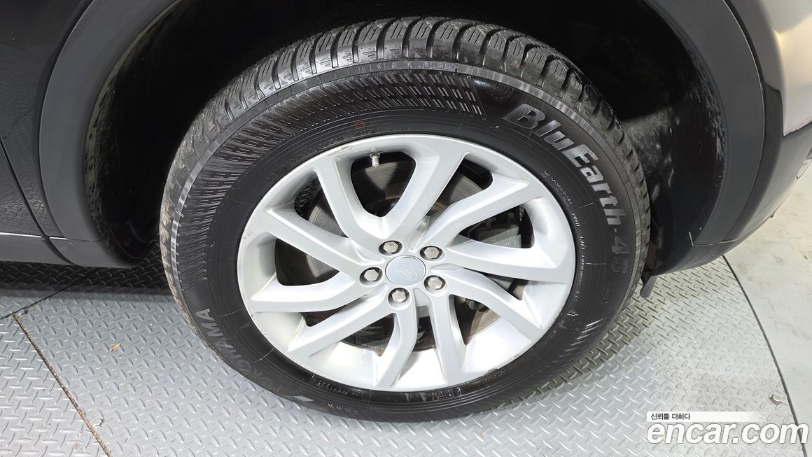 Land Rover Discovery Sport 2019