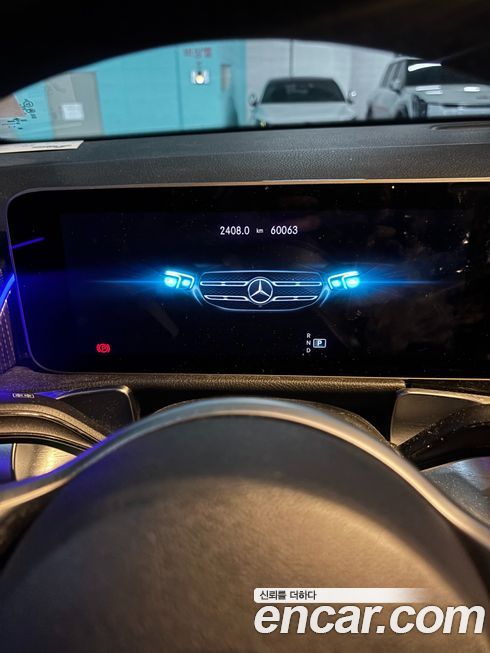 Mercedes-Benz GLB-Class 2020