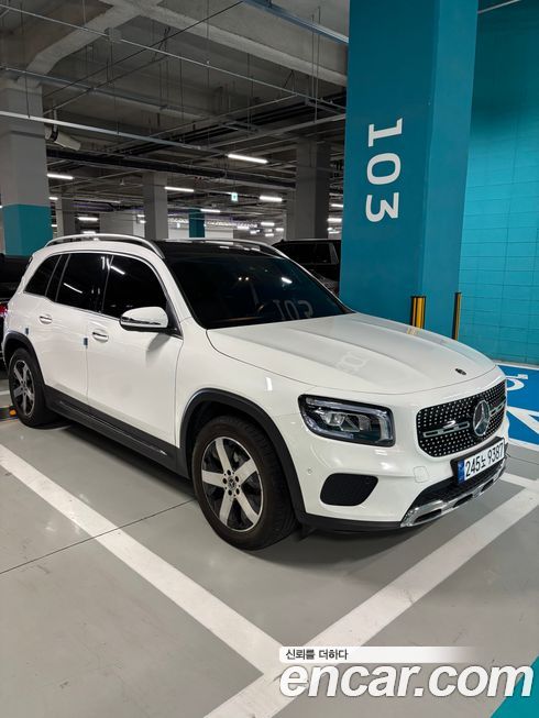 Mercedes-Benz GLB-Class 2020