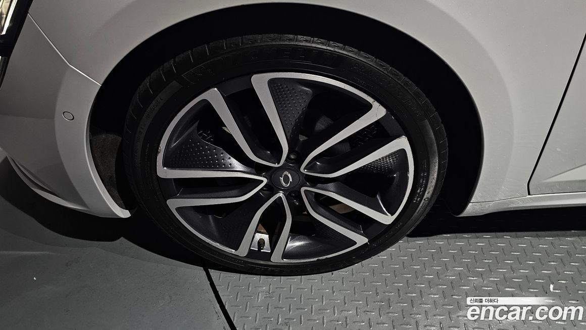 Renault-KoreaSamsung SM6 2016