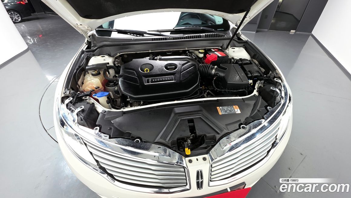 Lincoln MKZ 2015