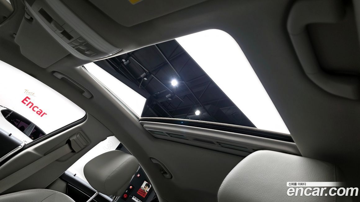 Mercedes-Benz CLS-Class 2012