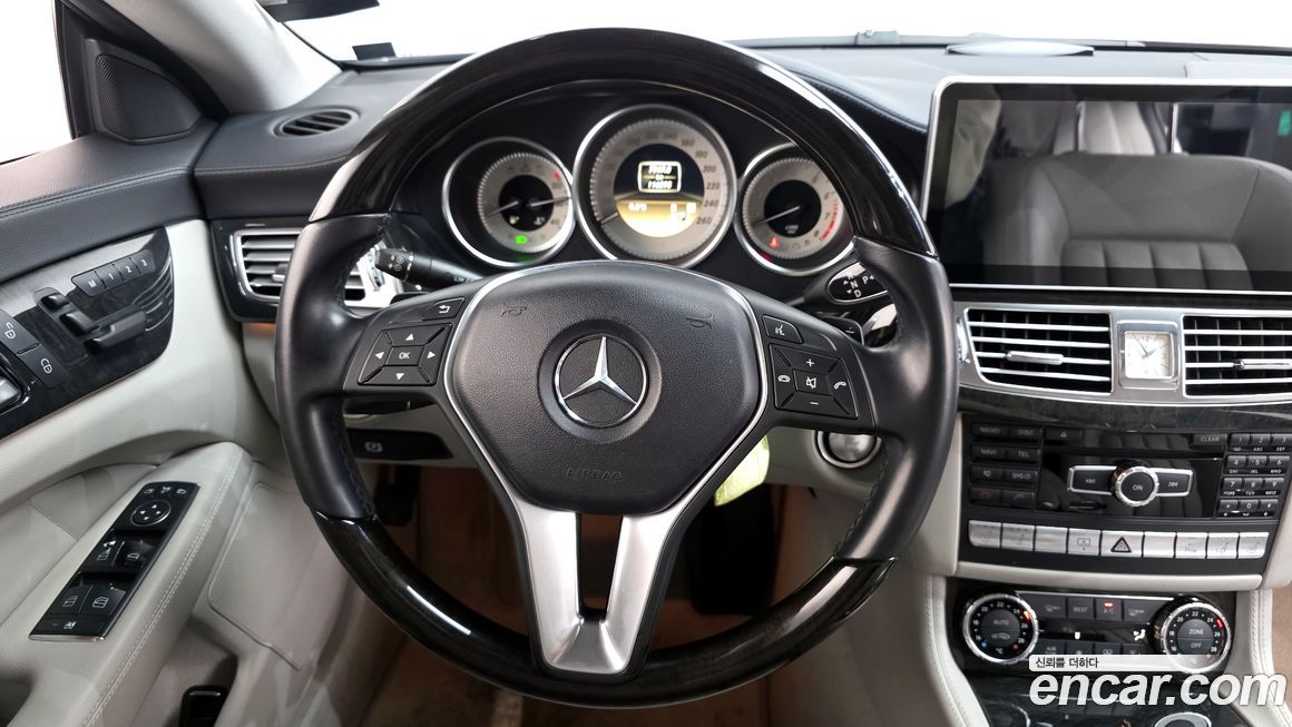 Mercedes-Benz CLS-Class 2012