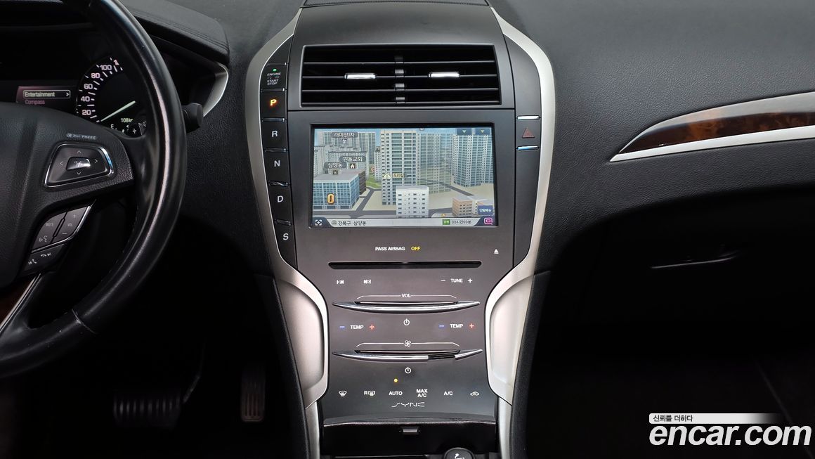 Lincoln MKZ 2015
