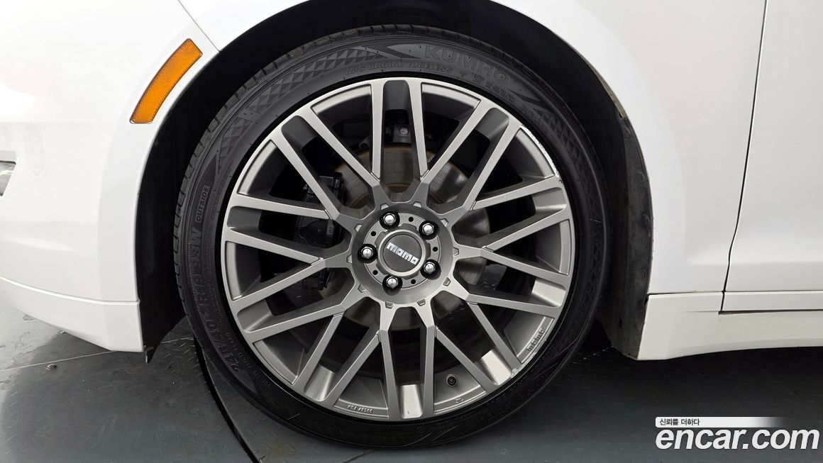 Lincoln MKZ 2015