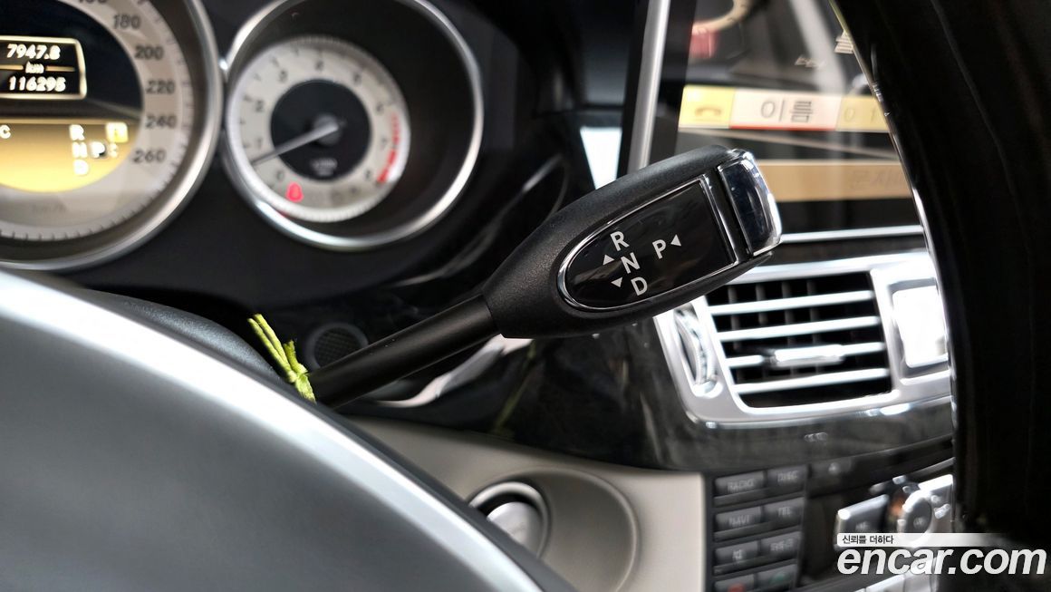 Mercedes-Benz CLS-Class 2012