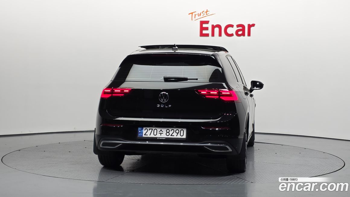 Volkswagen Golf 2024