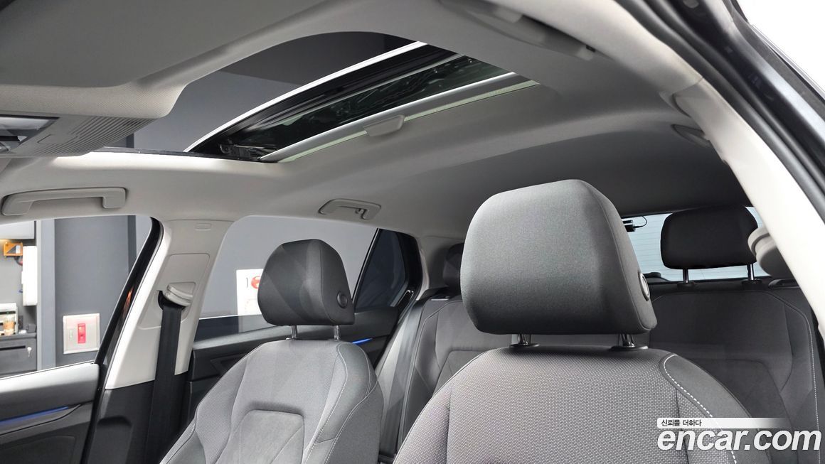 Volkswagen Golf 2024