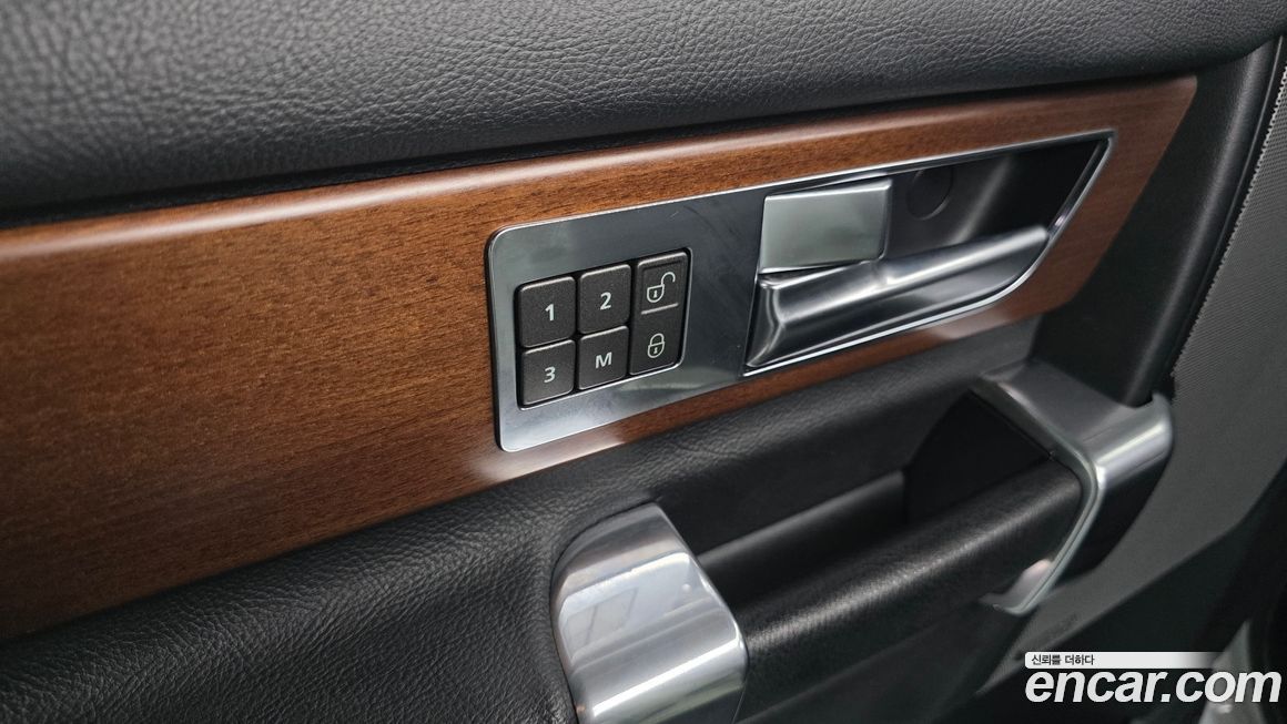Land Rover Discovery 2016