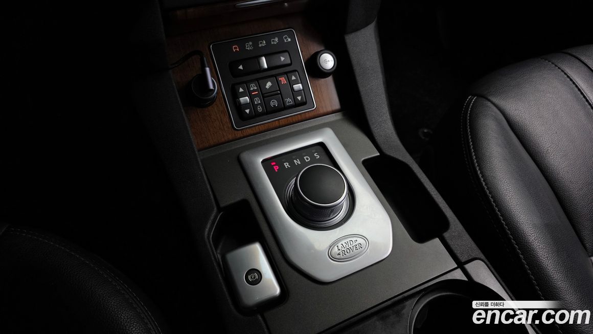 Land Rover Discovery 2016