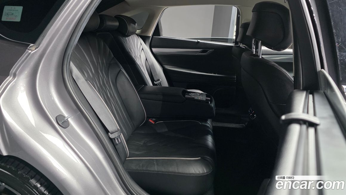 Genesis G80 2021