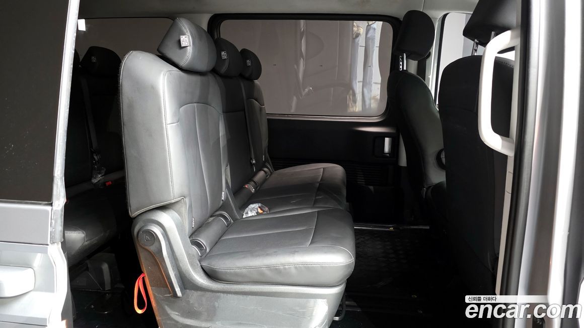 Hyundai Staria 2024