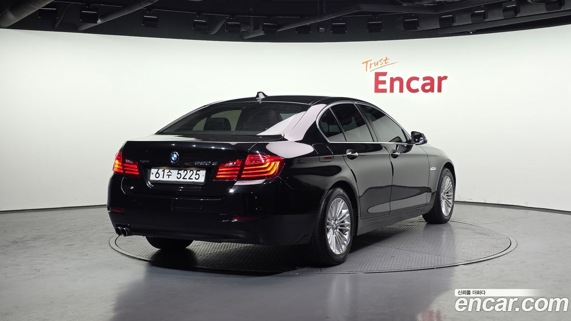 BMW 5-Series 2015