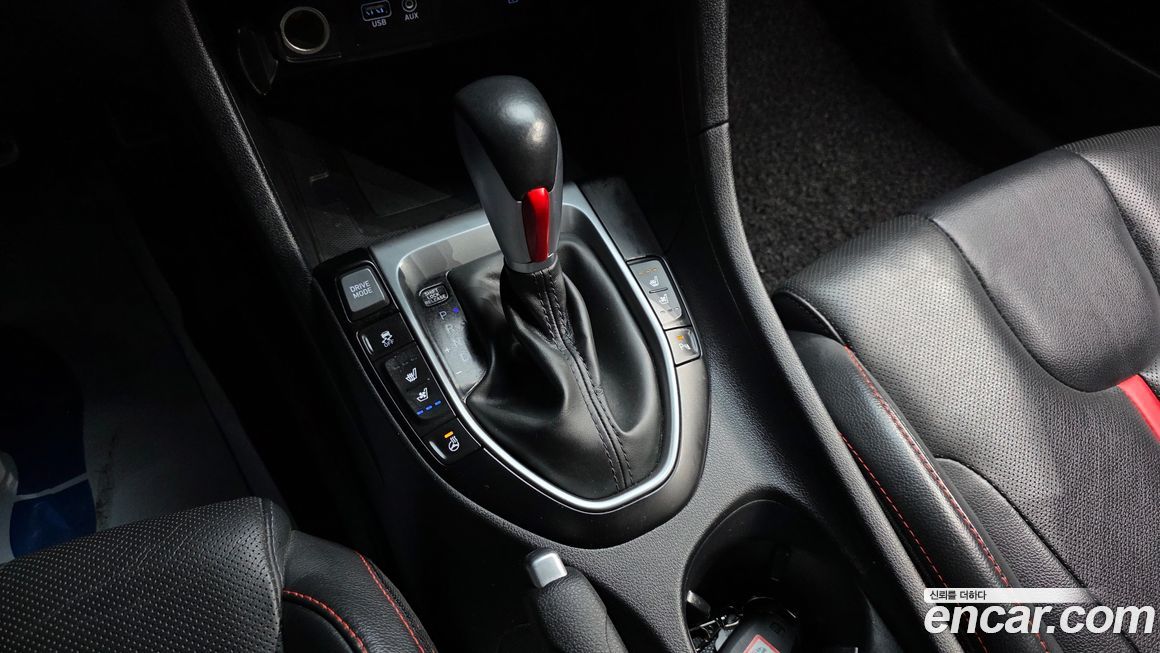 Hyundai Veloster 2019