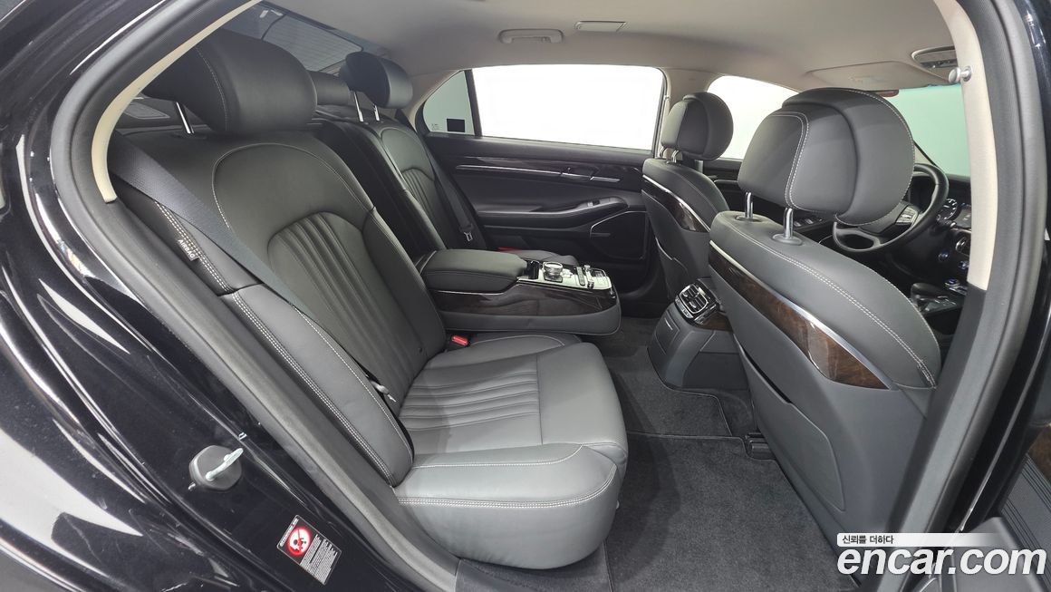 Genesis G90 2020