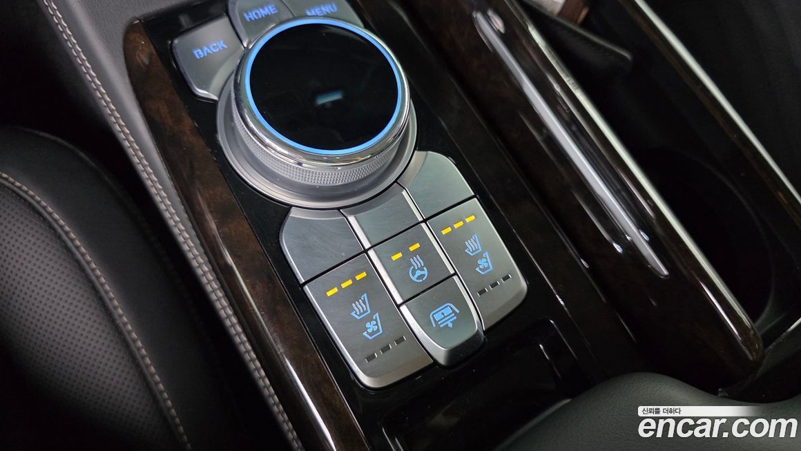 Genesis G90 2020