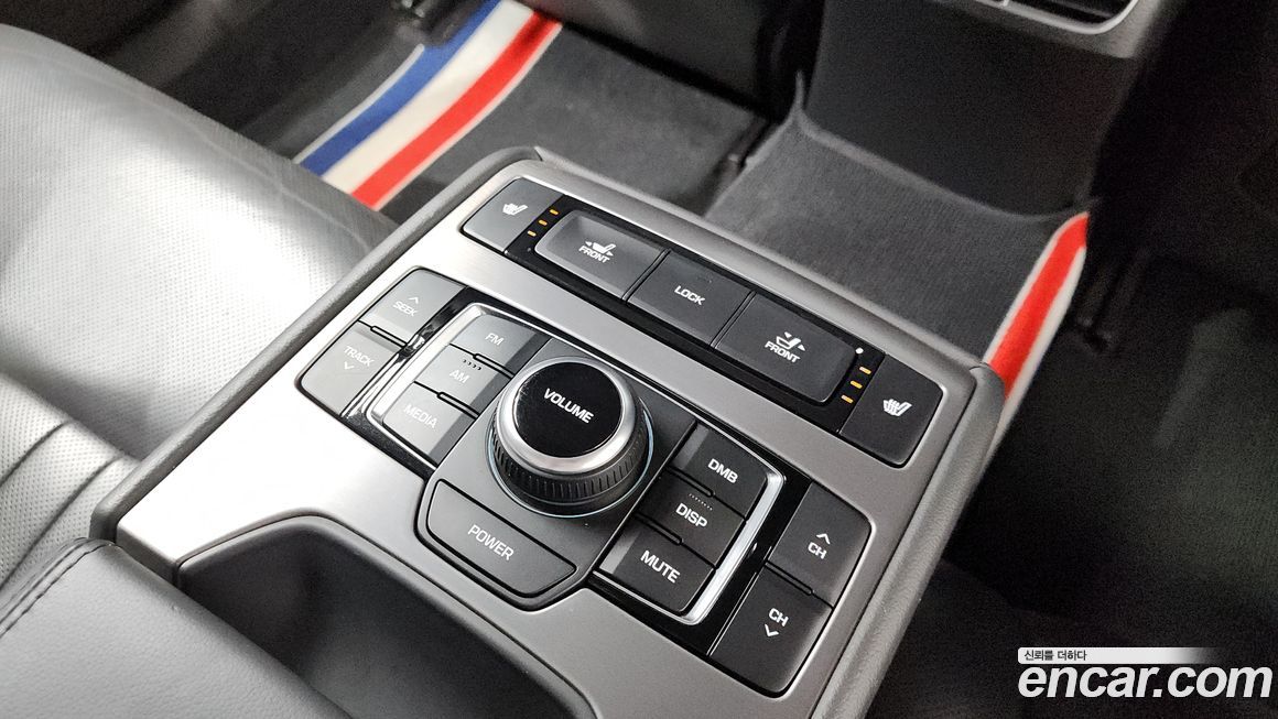 Hyundai Genesis 2015