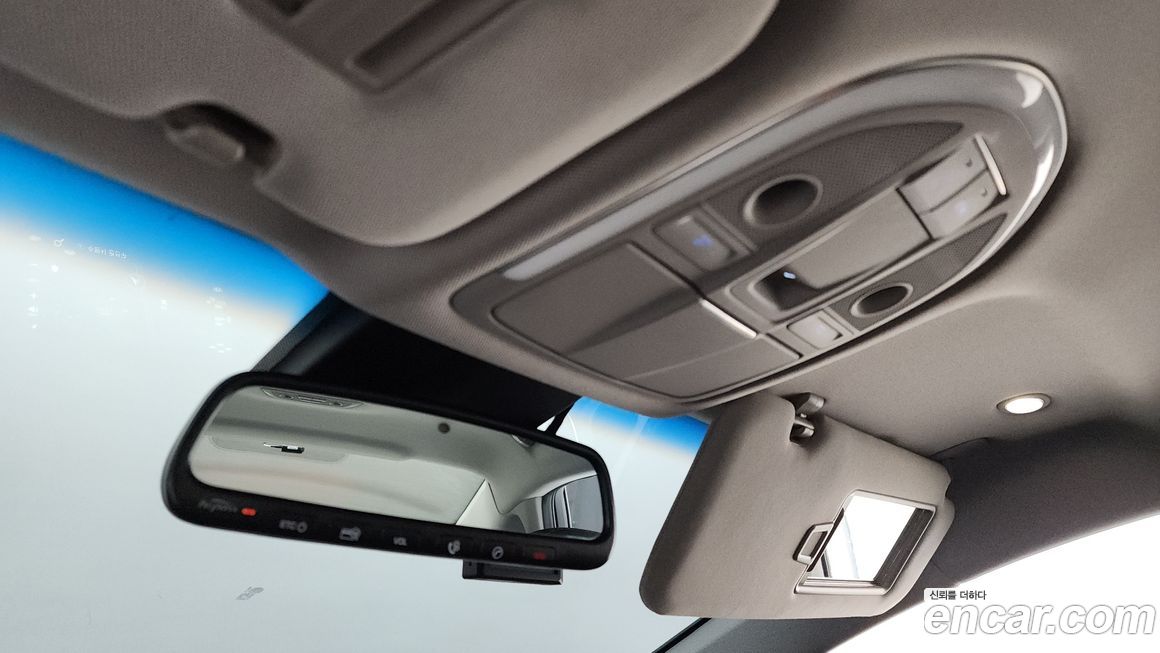 Hyundai Genesis 2015