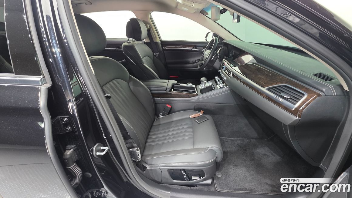 Genesis G90 2020