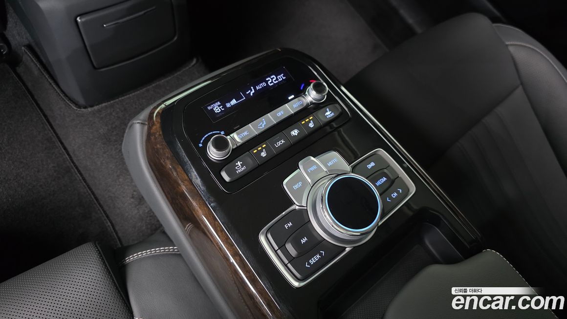 Genesis G90 2020