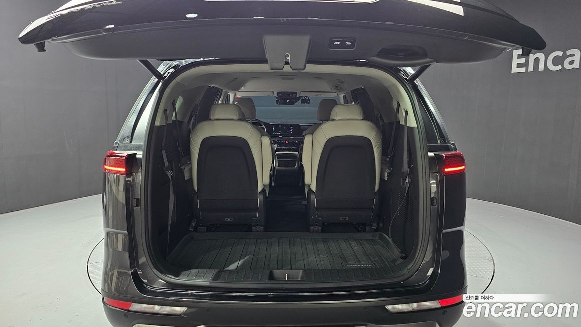 Kia Canival 2023