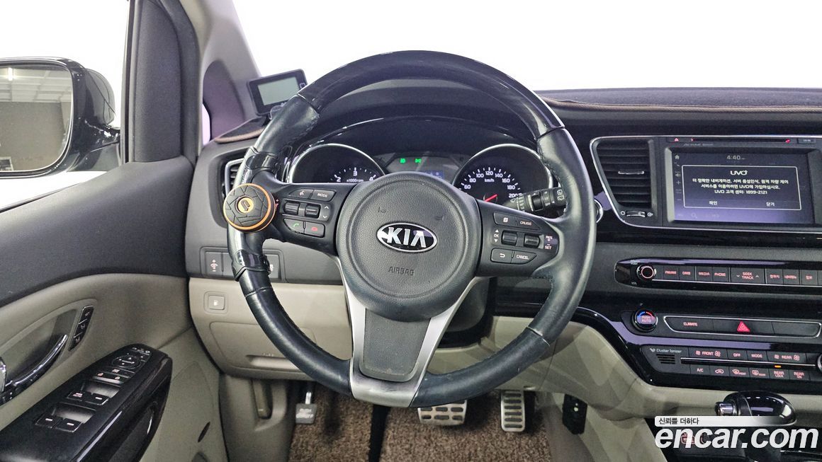 Kia Canival 2016